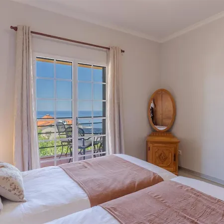 Alegria Apartment, By Pausa