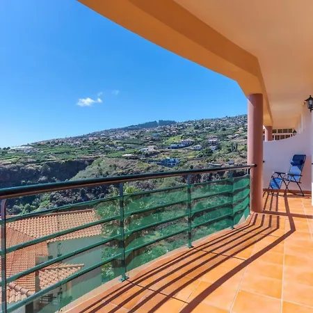 Alegria Apartment, By Pausa